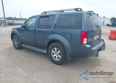 2005 Nissan Pathfinder Se Off-Road z USA, uszkodzony, nr VIN 5N1AR18W15C717629
